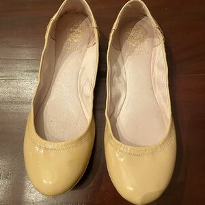 Vince Camuto patent leather flats, cream color, Size 8.5